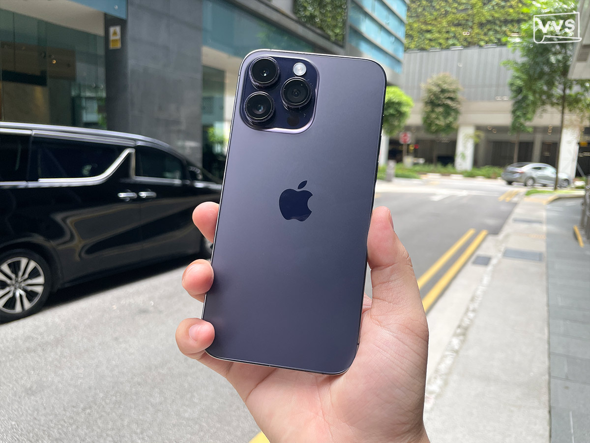Chào mừng đến với iPhone 14 Pro Max màu Deep Purple đầy cuốn hút! Hãy cùng khám phá chiếc smartphone mới này với những tính năng đột phá và màu sắc cực kỳ sang trọng, tạo nên một phong cách đẳng cấp cho chủ nhân sở hữu. Đừng bỏ lỡ hình ảnh đầy quyến rũ tại đường link!