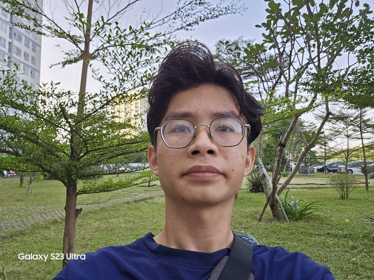 So sánh camera selfie 40MP của Galaxy S22 Ultra và 12MP của S23 Ultra