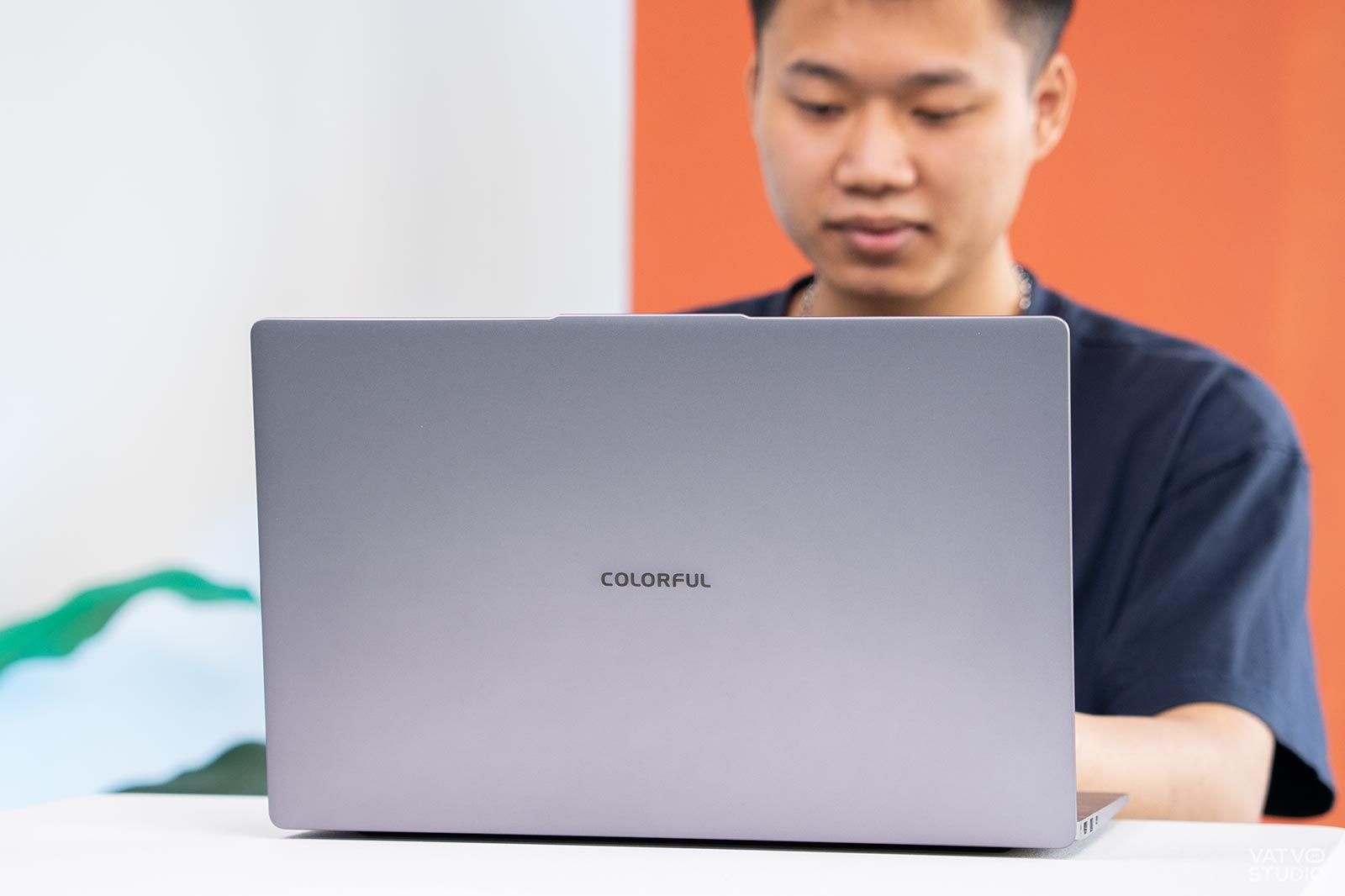 Trên tay COLORFUL Rimbook L1: 9 triệu có laptop 16GB RAM, chip hiệu năng cao, lại còn là hàng chính hãng插图1