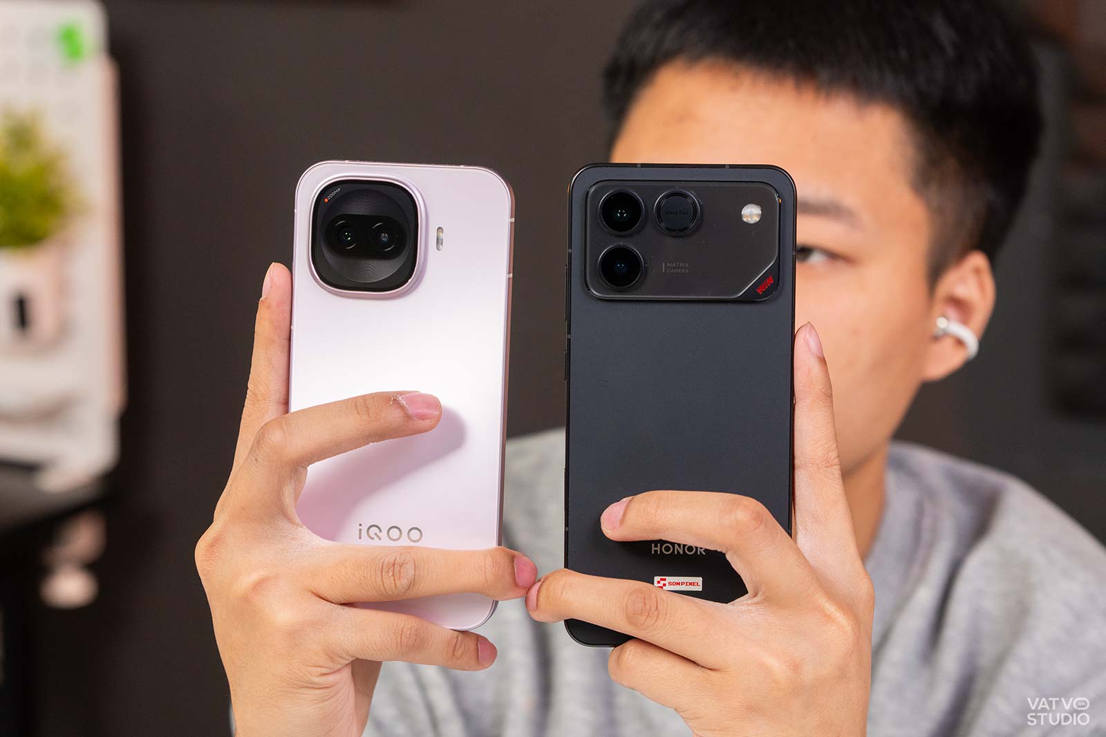 So sánh iQOO Z11 Turbo và HONOR Win RT: 10 triệu chọn máy nào chơi game, pin khỏe?插图4