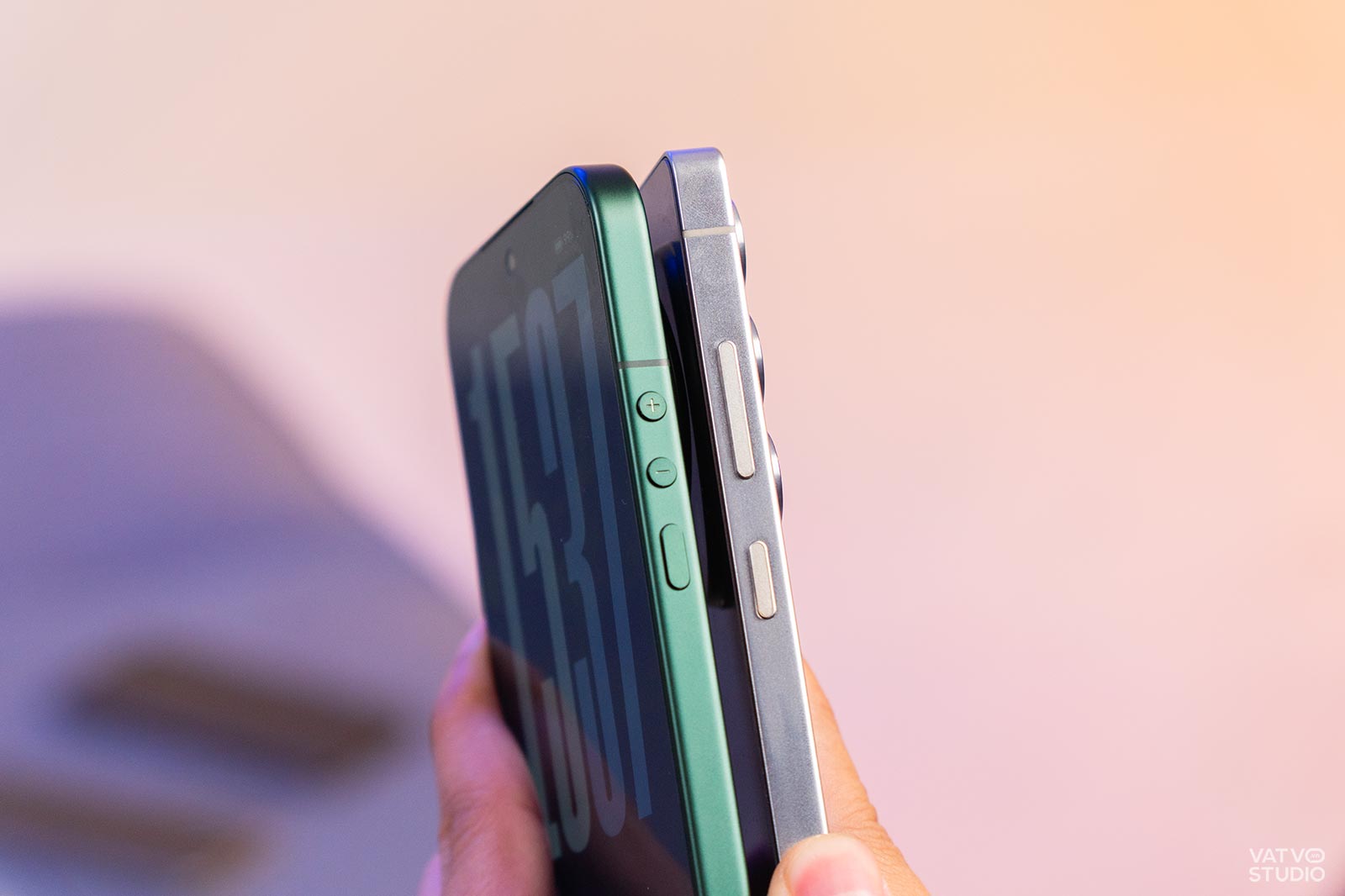 So sánh Xiaomi 17 Ultra xách tay và Galaxy S25 Ultra: Khoảng cách liệu có xa?插图5 So sánh Xiaomi 17 Ultra xách tay và Galaxy S25 Ultra: Khoảng cách liệu có xa?插图5