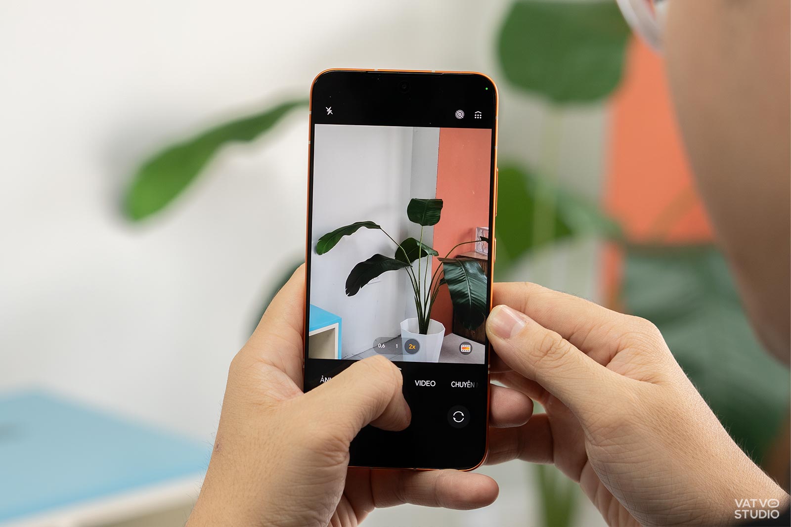 Trên tay HONOR Power2: Thiết kế như iPhone 17 Pro Max nhưng pin 10.080mAh lớn gấp đôi, giá 11 triệu插图8 Trên tay HONOR Power2: Thiết kế như iPhone 17 Pro Max nhưng pin 10.080mAh lớn gấp đôi, giá 11 triệu插图8