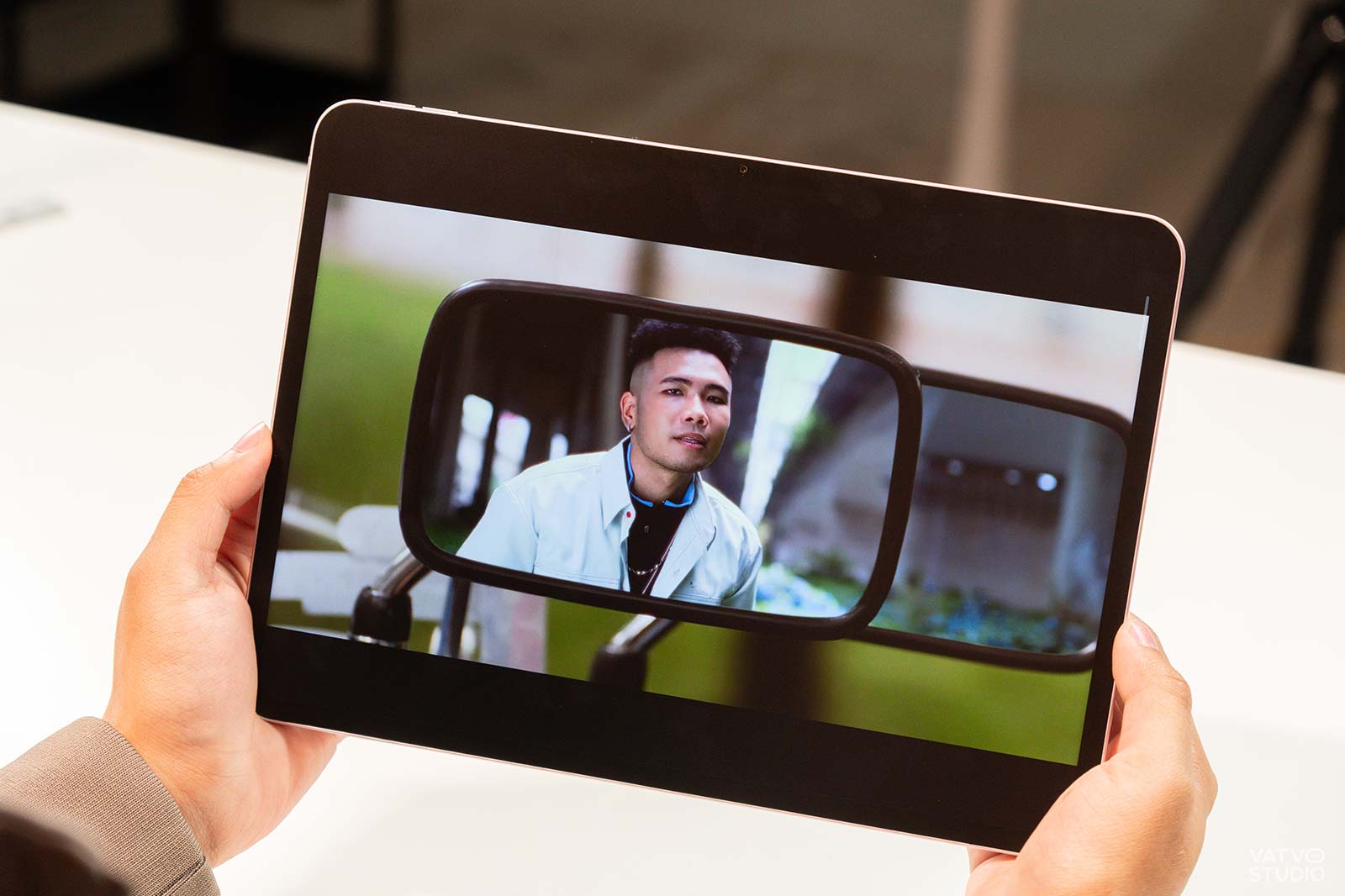 Trên tay OPPO Pad 5 chính hãng bản màn hình nhám và phụ kiện đi kèm: Màn hình 2,8K, pin 10.050mAh, giá 12 triệu插图4