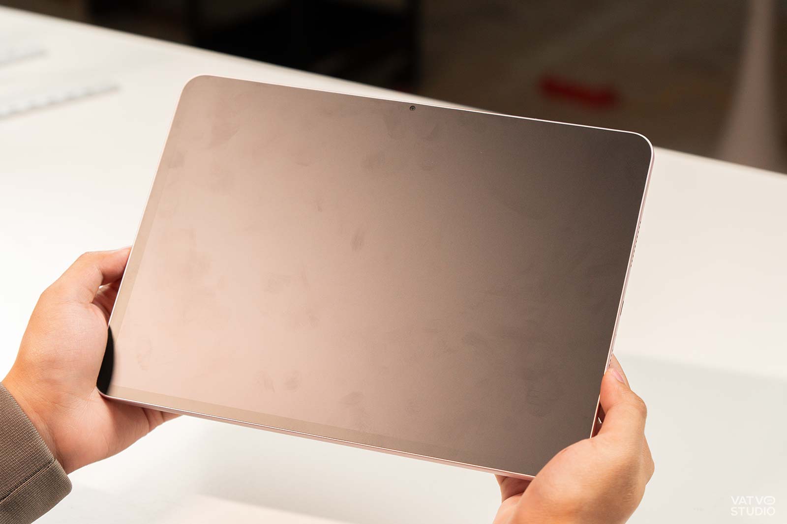 Trên tay OPPO Pad 5 chính hãng bản màn hình nhám và phụ kiện đi kèm: Màn hình 2,8K, pin 10.050mAh, giá 12 triệu插图5