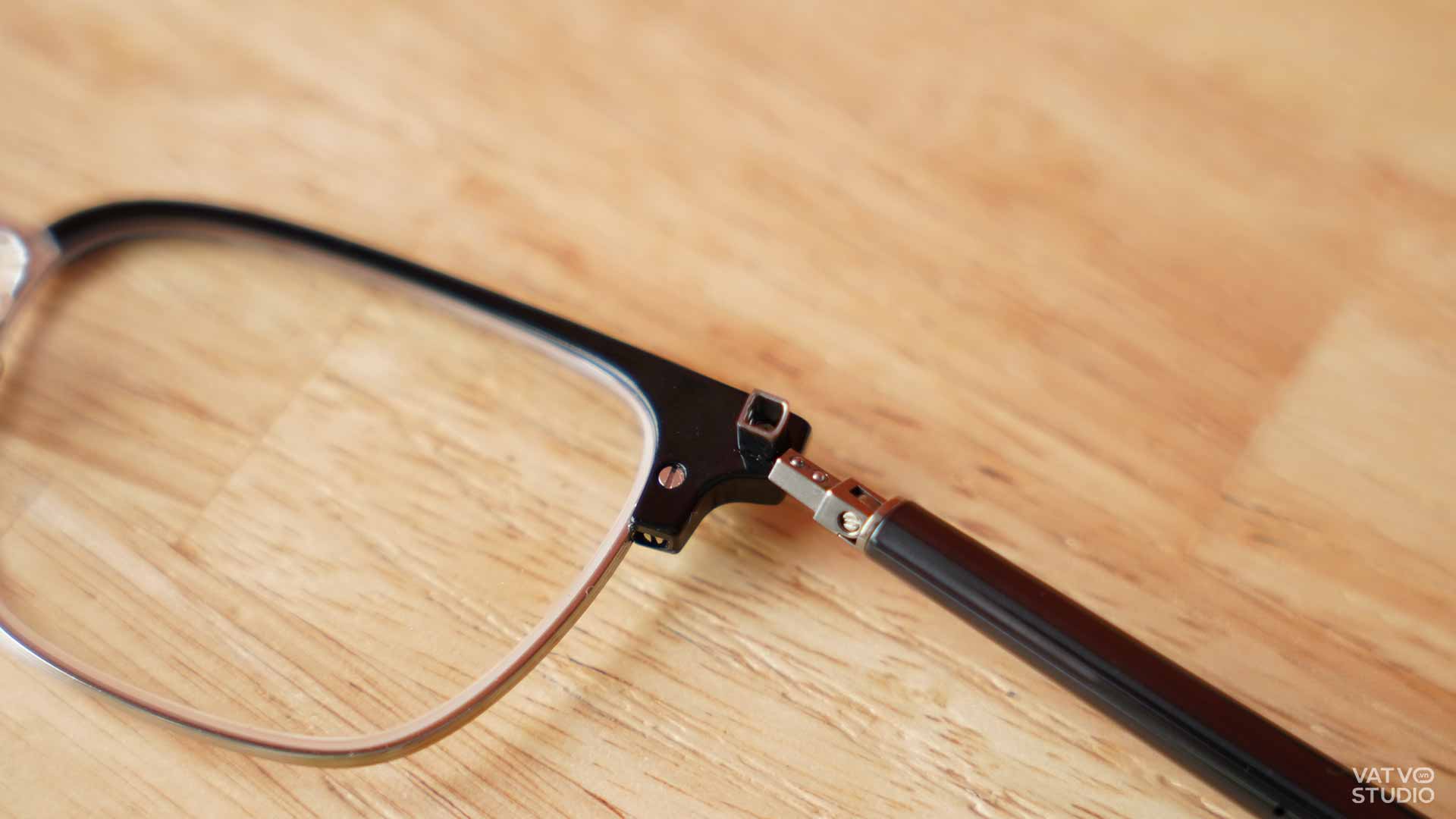 Trải nghiệm Xiaomi Mijia Smart Audio Glasses giá 5 triệu: Kính tích hợp loa nghe nhạc và ghi âm cực hay!插图10 Trải nghiệm Xiaomi Mijia Smart Audio Glasses giá 5 triệu: Kính tích hợp loa nghe nhạc và ghi âm cực hay!插图10