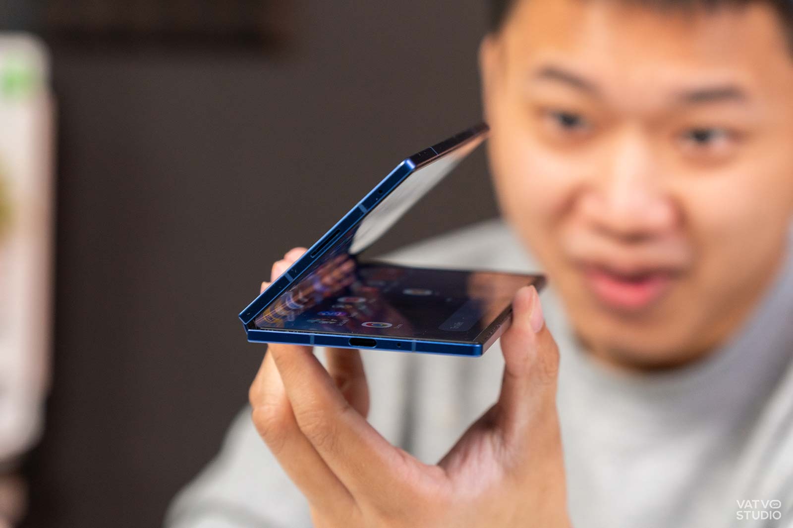 Nếu để chọn một chiếc máy gập duy nhất cho mùa Tết sum vầy, hãy chọn Galaxy Z Fold7!插图1 Nếu để chọn một chiếc máy gập duy nhất cho mùa Tết sum vầy, hãy chọn Galaxy Z Fold7!插图1