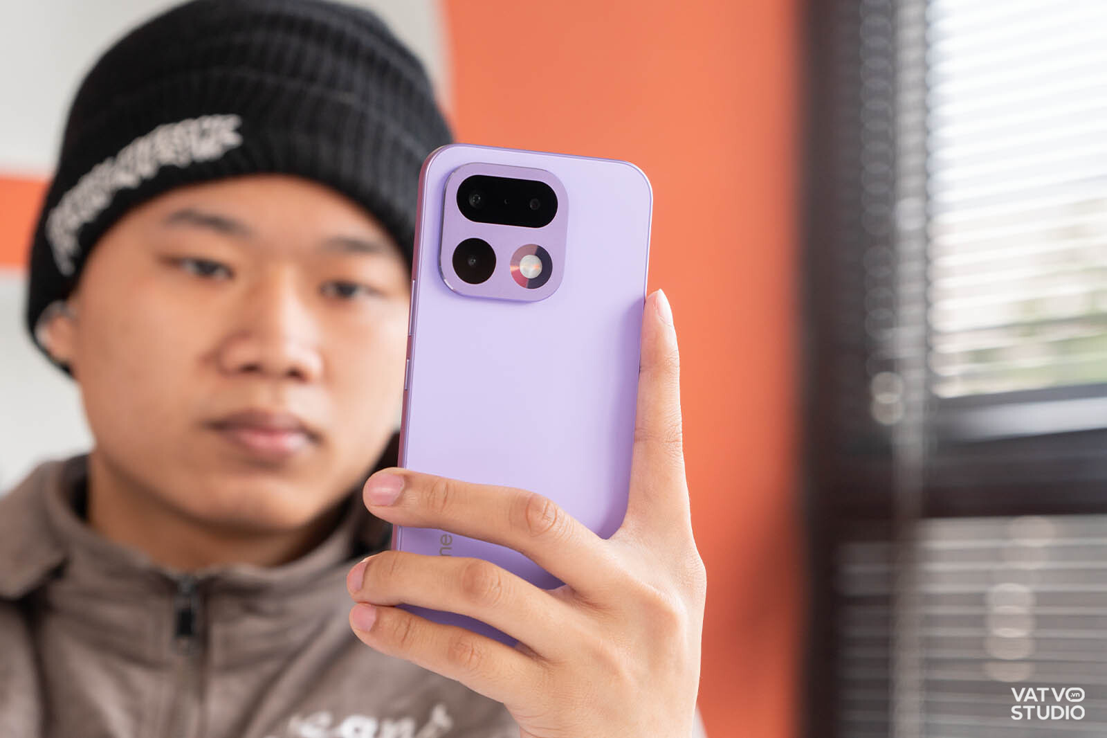 Đánh giá nhanh realme 16 Pro 5G: Thiết kế lột xác hoàn toàn, pin vẫn trâu, camera hay AI đều được nâng cấp插图1