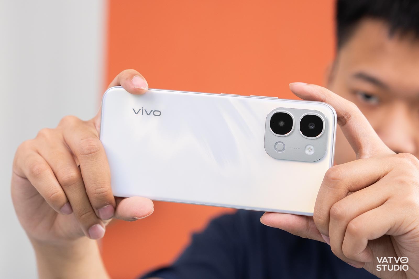 Đánh giá nhanh vivo Y31d: Pin 7.200mAh cực trâu, máy bền mà có cả AI, cài sẵn OriginOS 6插图14