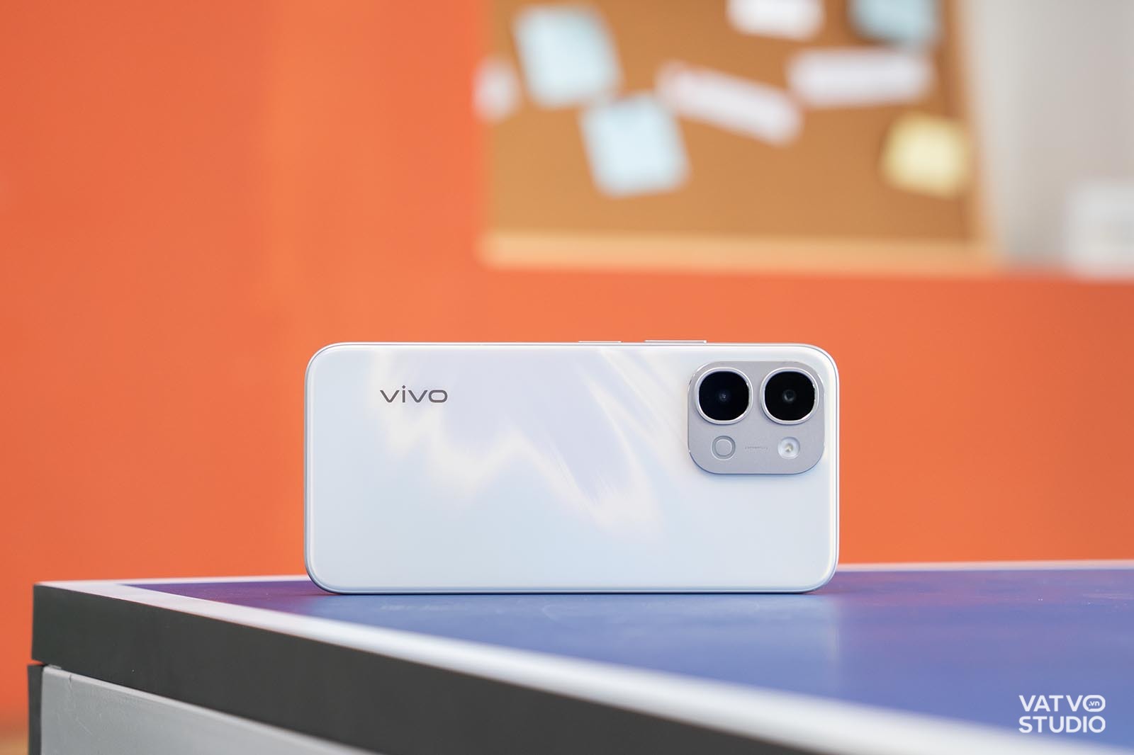 Đánh giá nhanh vivo Y31d: Pin 7.200mAh cực trâu, máy bền mà có cả AI, cài sẵn OriginOS 6插图