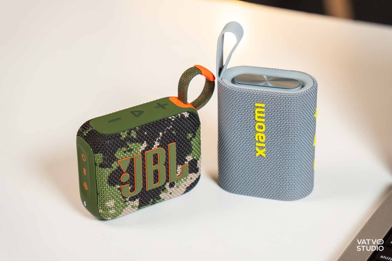 Loa mini này của Xiaomi giá chưa đến 500k: Thiết kế bắt mắt, chất âm khá và pin 10 giờ插图3 Loa mini này của Xiaomi giá chưa đến 500k: Thiết kế bắt mắt, chất âm khá và pin 10 giờ插图3