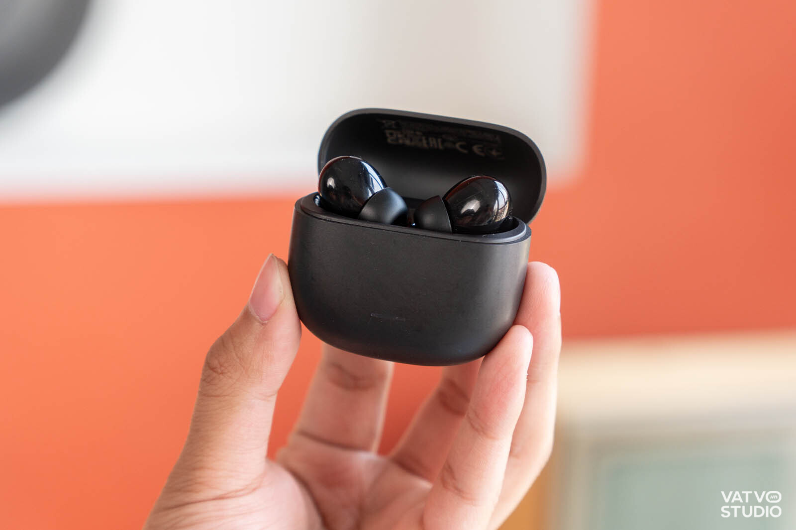 Trải nghiệm REDMI Buds 8 Lite: Giá đắt hơn đời trước 100k thì nâng cấp những gì?插图2