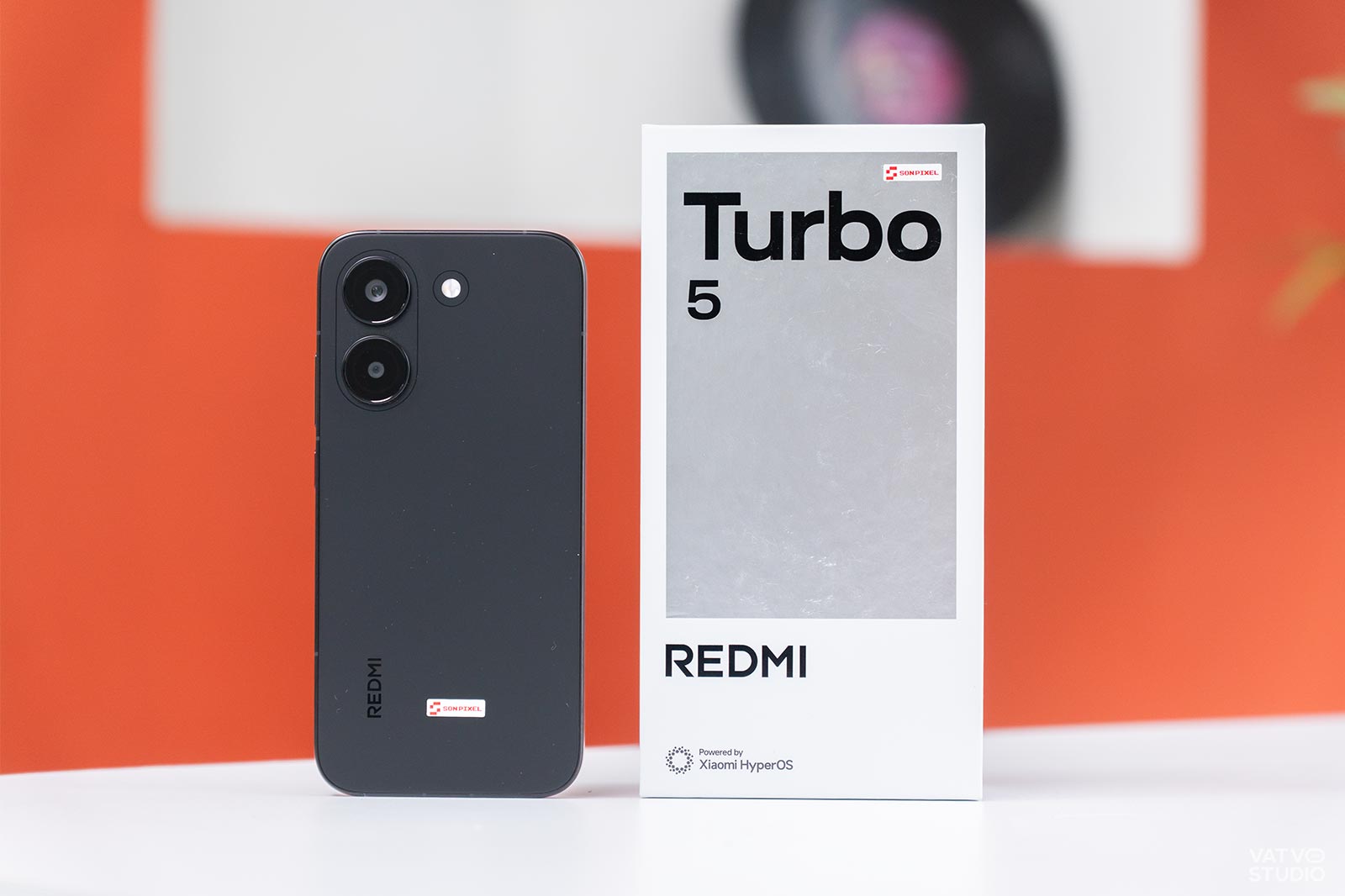 REDMI Turbo 5 xách tay đã về Việt Nam: Dimensity 8500-Ultra, nhỏ gọn nhưng vẫn có pin 7.560mAh插图1