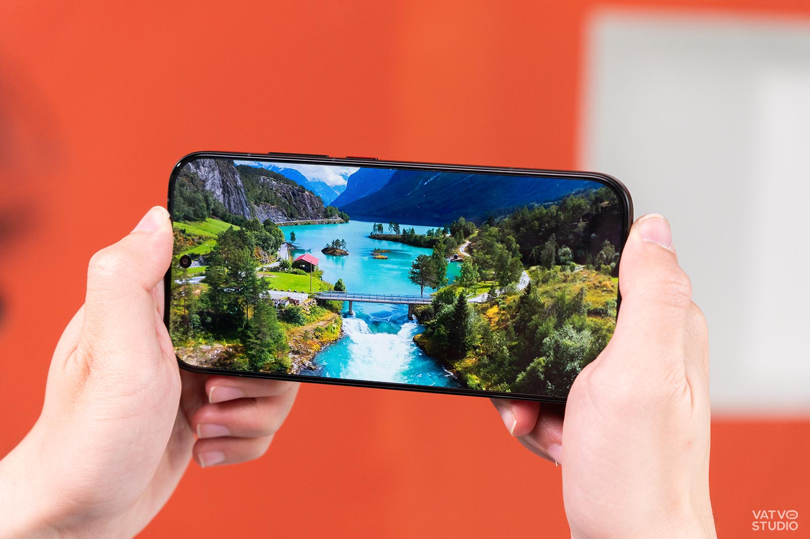 REDMI Turbo 5 xách tay đã về Việt Nam: Dimensity 8500-Ultra, nhỏ gọn nhưng vẫn có pin 7.560mAh插图6