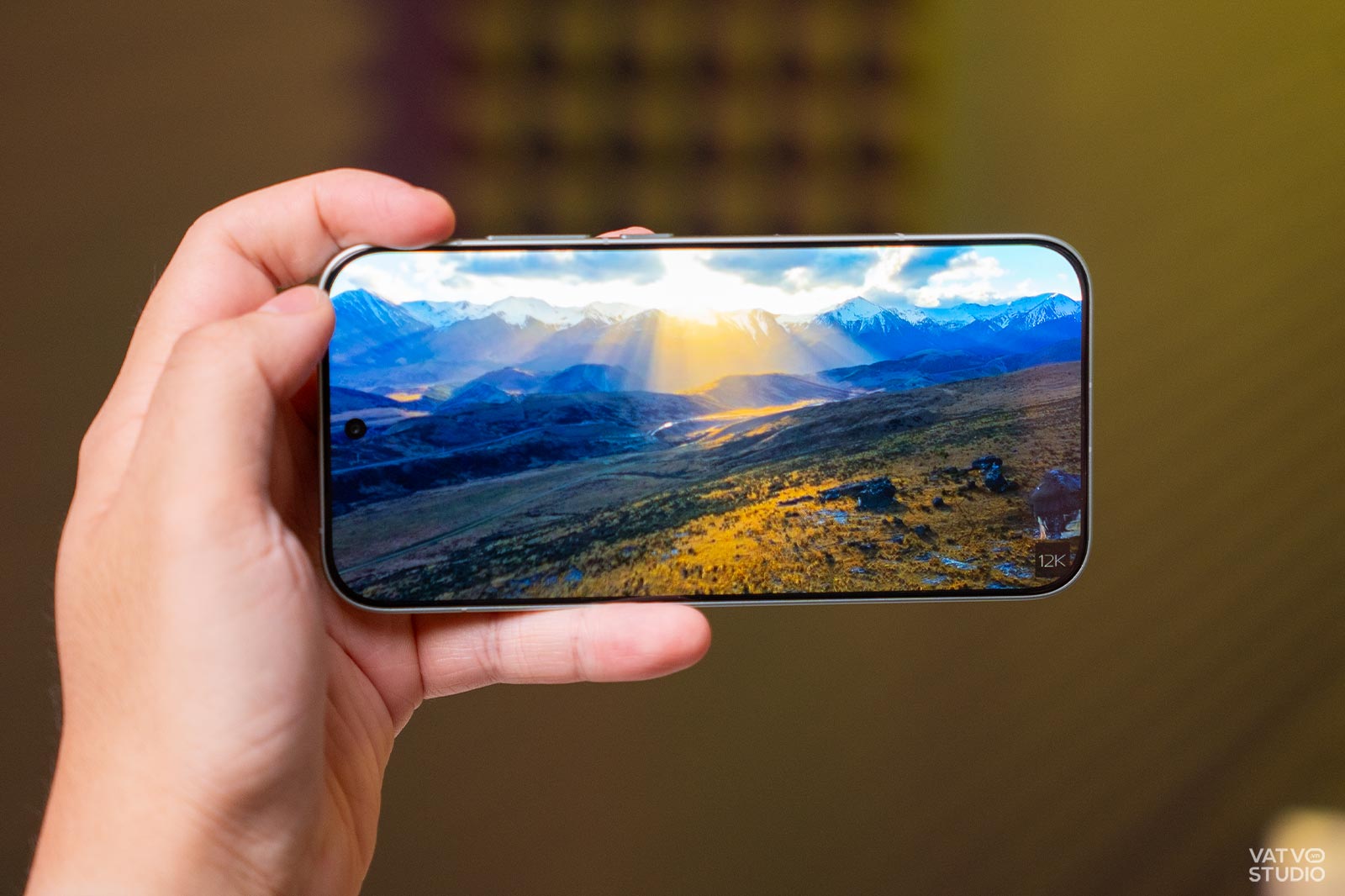 Đánh giá chi tiết POCO X8 Pro: Nhà vua mới trong phân khúc tầm trung?