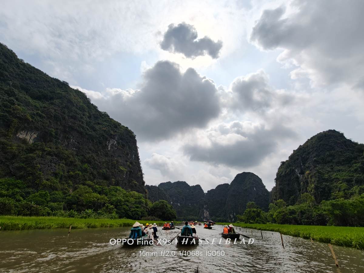 Find-X9s-so-sanh-iPhone-4.jpg